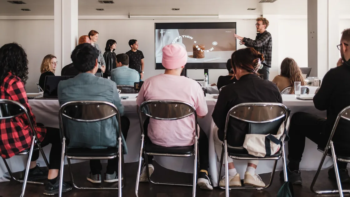How to Create a Training Manual with AI