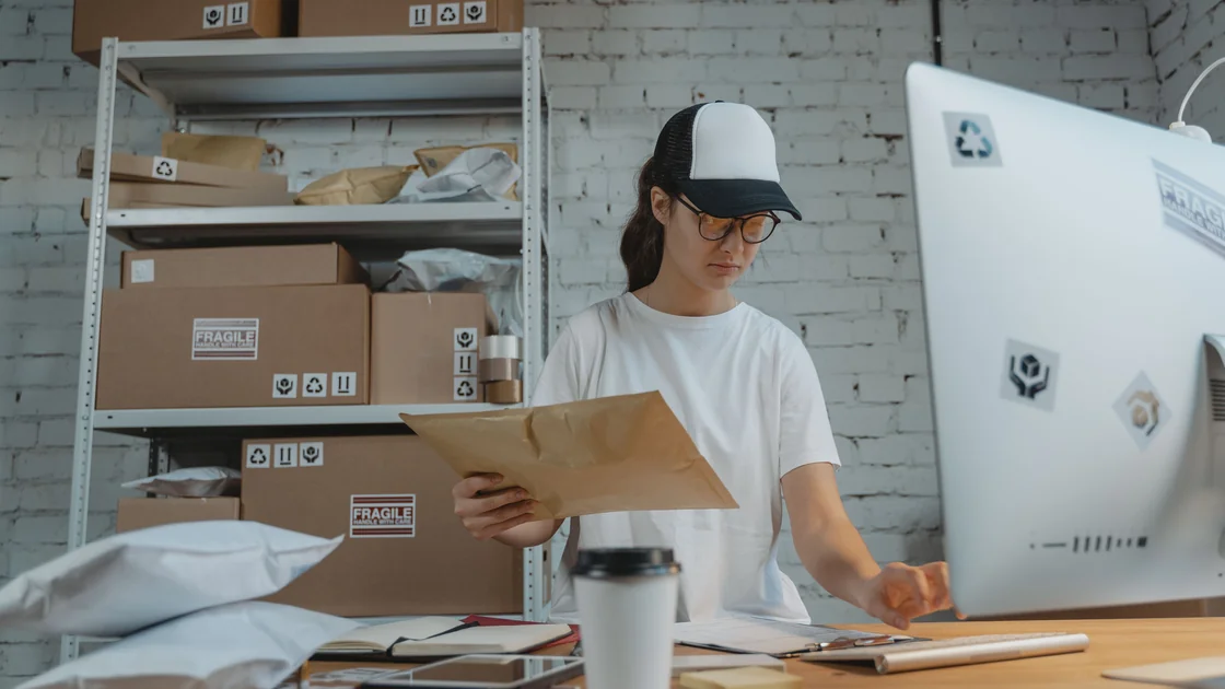 How to Return an Online Purchase Through a Chinese Courier
