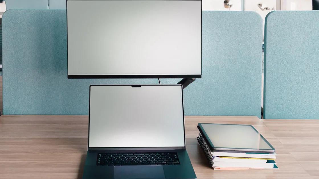 Windows Shows a Black Screen After Sign-In: What to Check