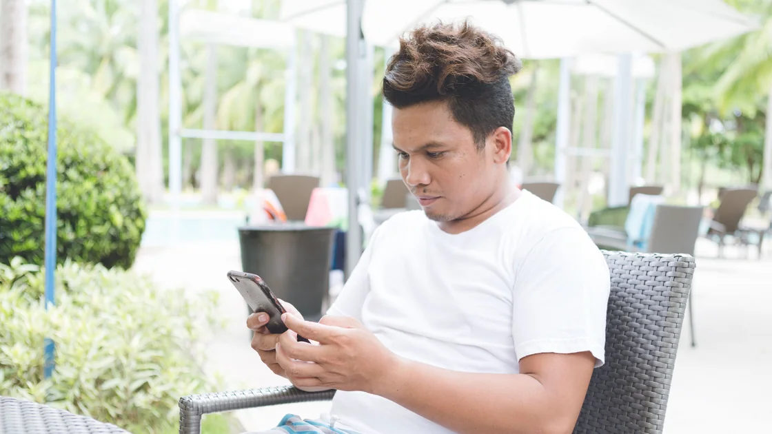 Streaming App Works on Wi-Fi, Not Mobile Data? 8 Checks