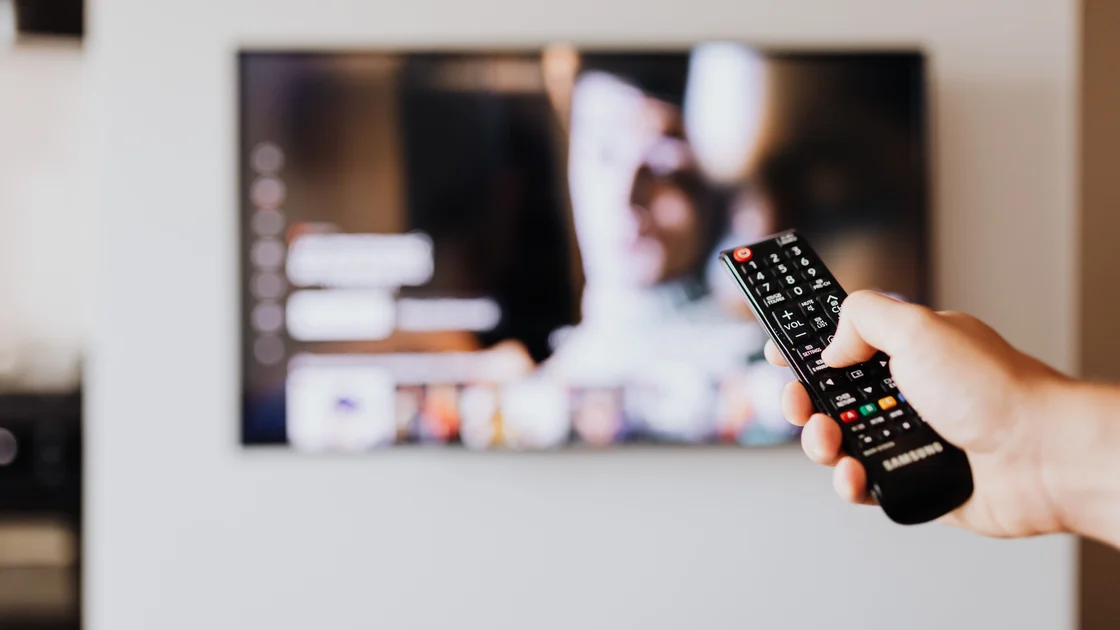 Netflix 錯誤 UI-800-3:完整後綴、裝置資料及連線檢查